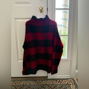 Tahari Plaid Women’s Medium Sweater NWT